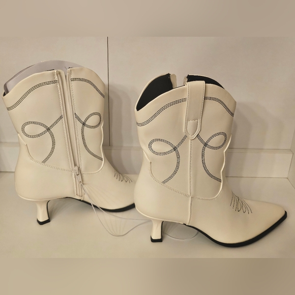 NWT universal thread western boots womens size 9 w/memory foam - Picture 6 of 12